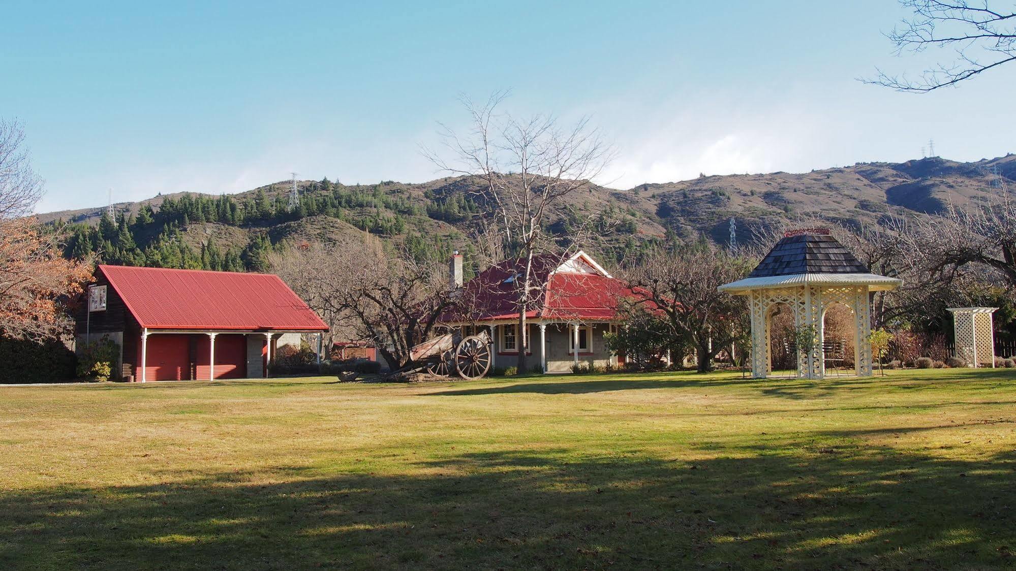 Hartley Homestead Boutique Bed & Breakfast Clyde Bagian luar foto